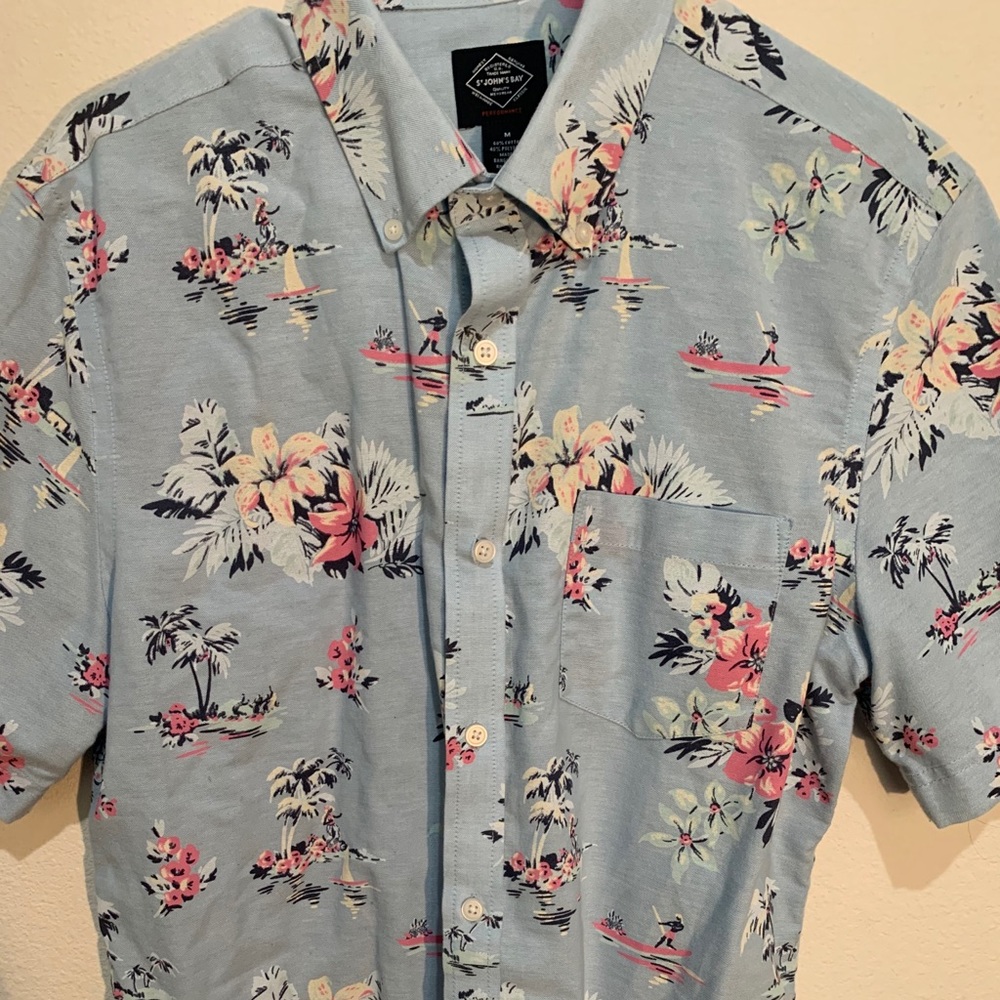 Men’s Baby blue Button up shirt